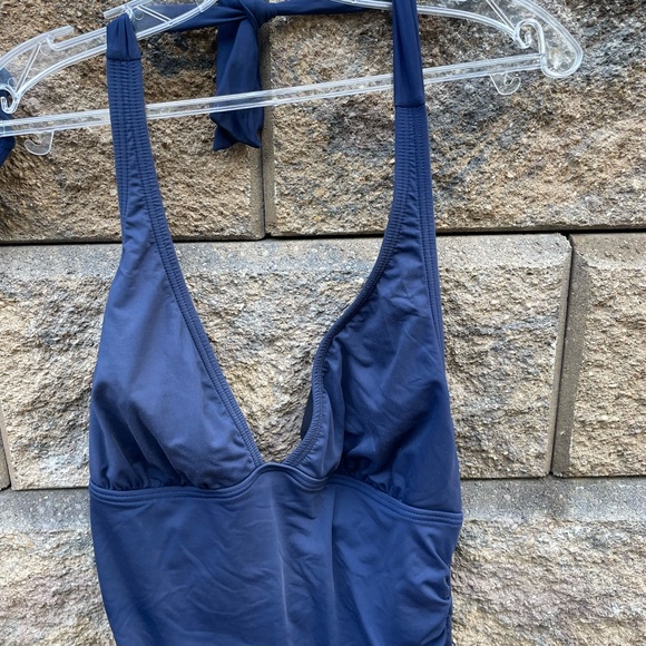 CALVIN KLEIN TWO PIECE - Picture 2 of 7